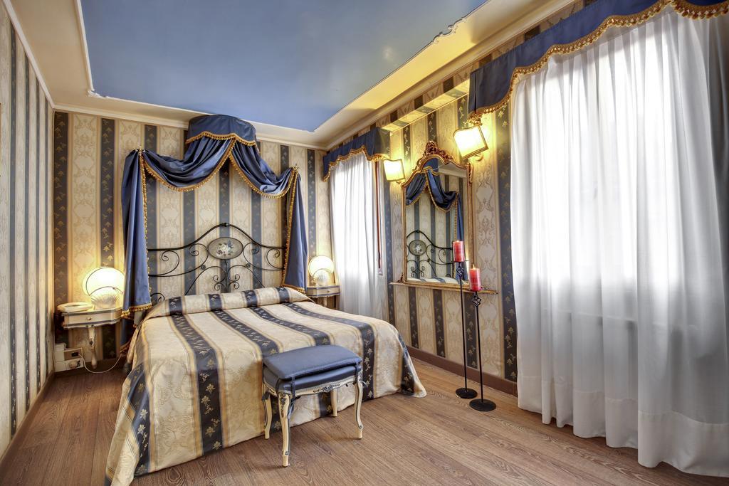 Locanda Antico Fiore Hotel Venice Luaran gambar