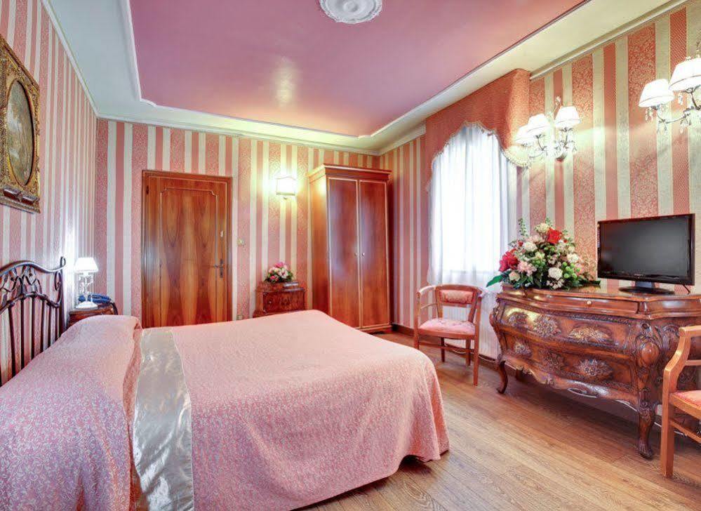 Locanda Antico Fiore Hotel Venice Luaran gambar